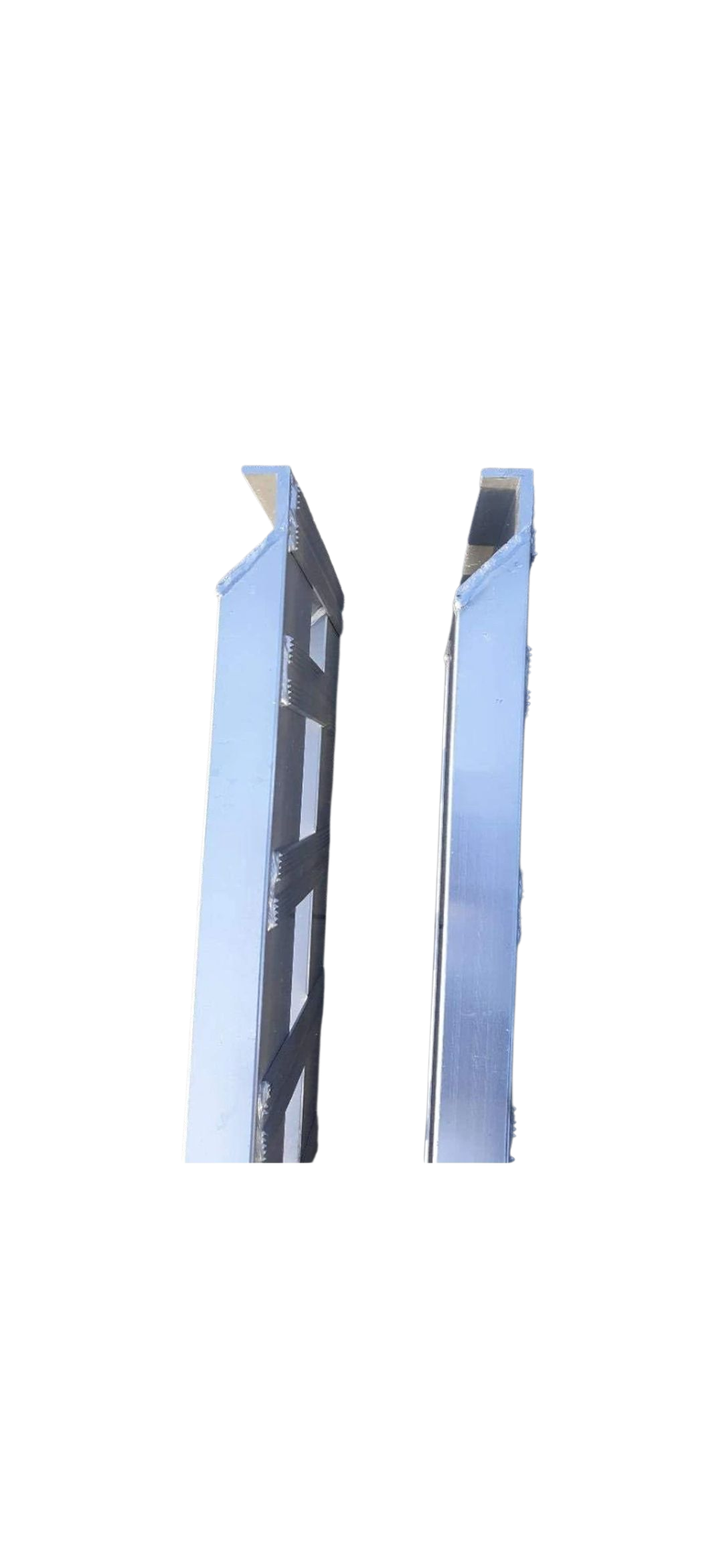 heavy-duty aluminum loading ramps (pair)
